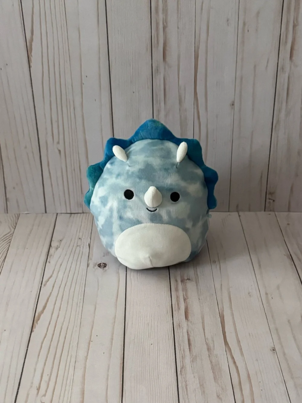 Squishmallow Jerome the Triceratops